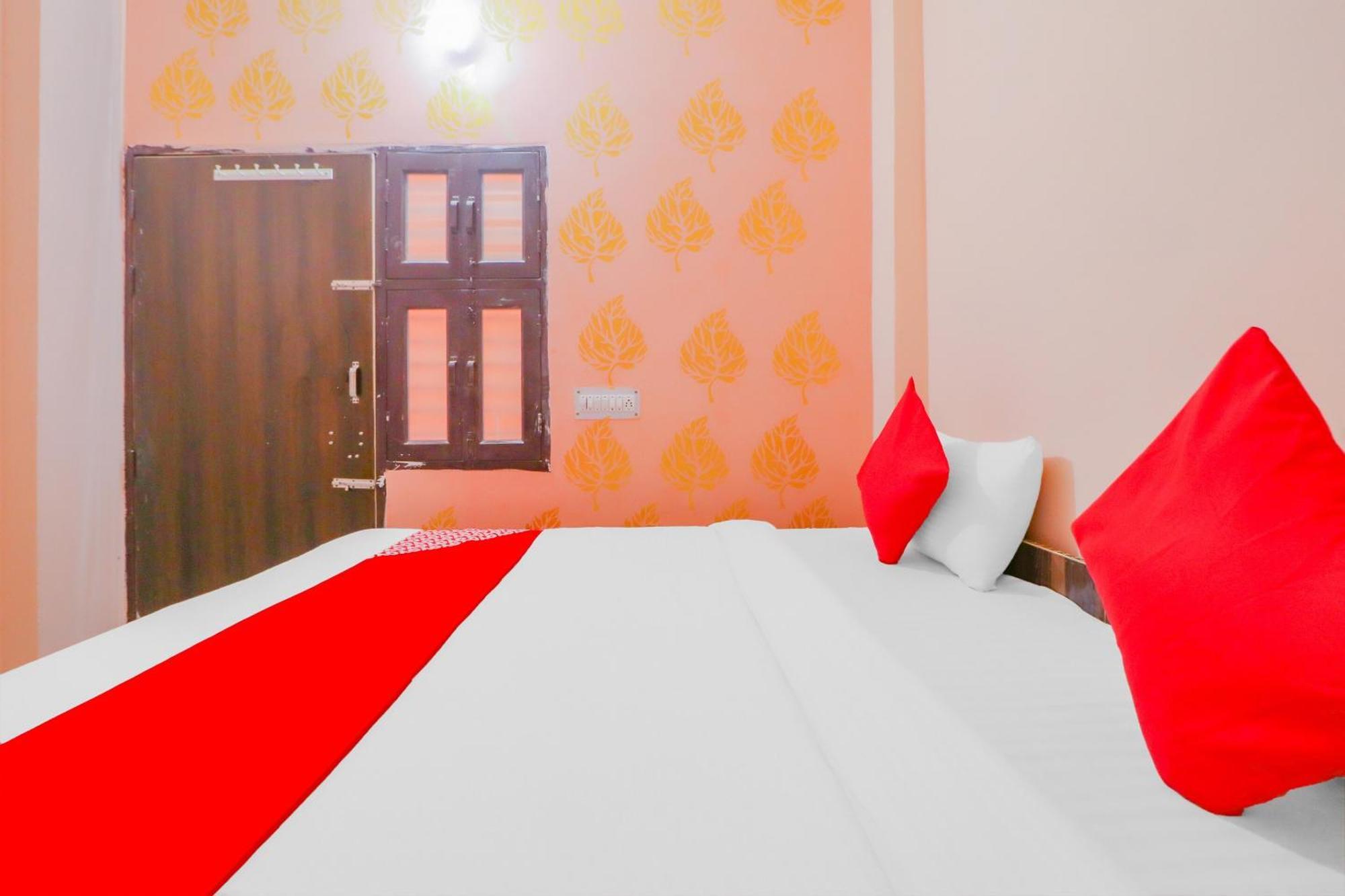 Hotel O Bhardwaj Guest House Garhi Harsaru 외부 사진