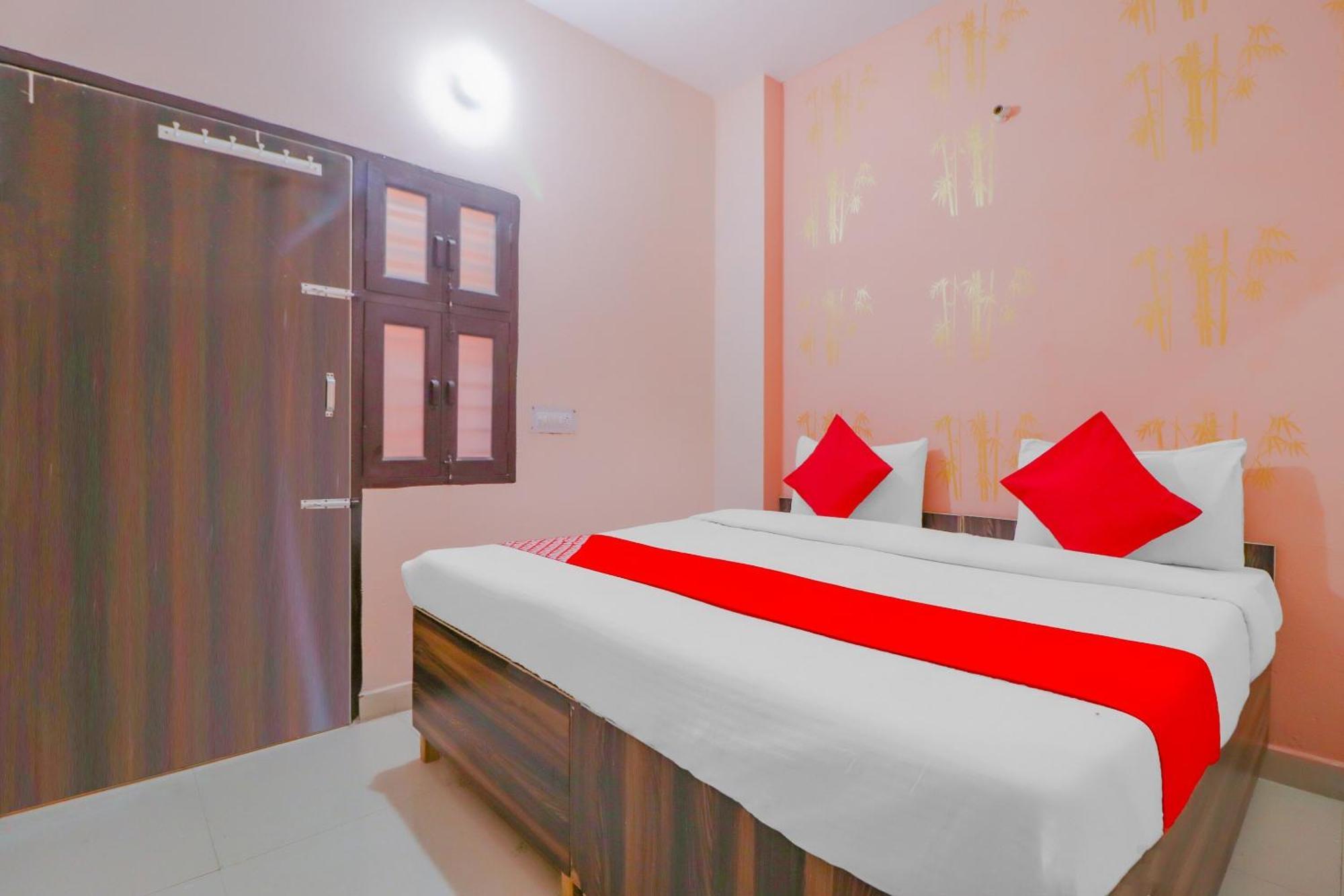 Hotel O Bhardwaj Guest House Garhi Harsaru 외부 사진
