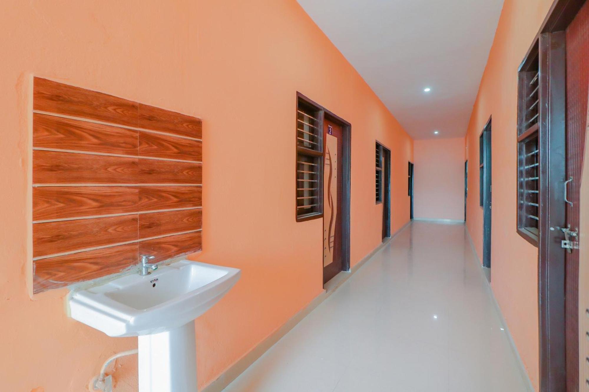 Hotel O Bhardwaj Guest House Garhi Harsaru 외부 사진